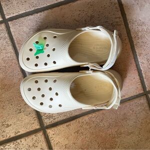 CROCS Cream Platform Style